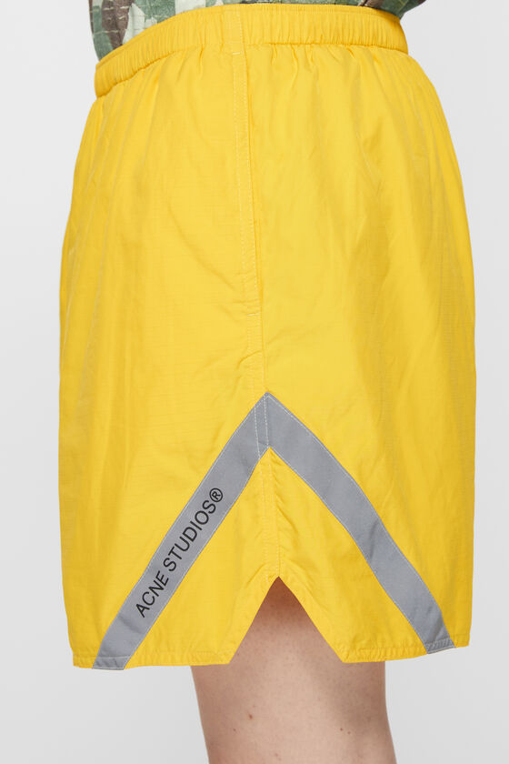 (image for) Refreshing Swim shorts